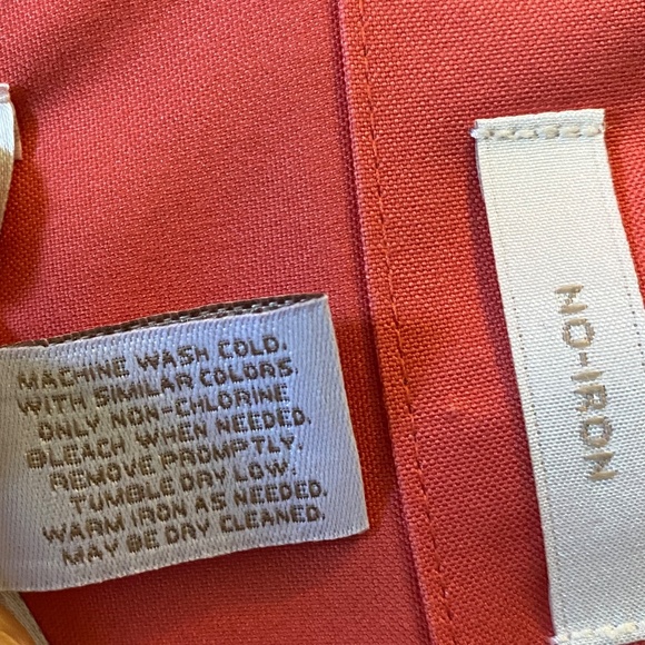 Chicos Like New No Iron Orange button down blouse, Chico's size 1 (Medium) - Picture 6 of 7